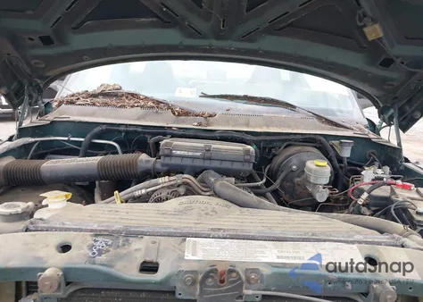 2001 Dodge Ram 1500 St из США, поврежденный, VIN 1B7HF16Y61S772092